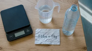 Litres d’eau : 1 litre eau pèse 1 kg ? (masse et volume)