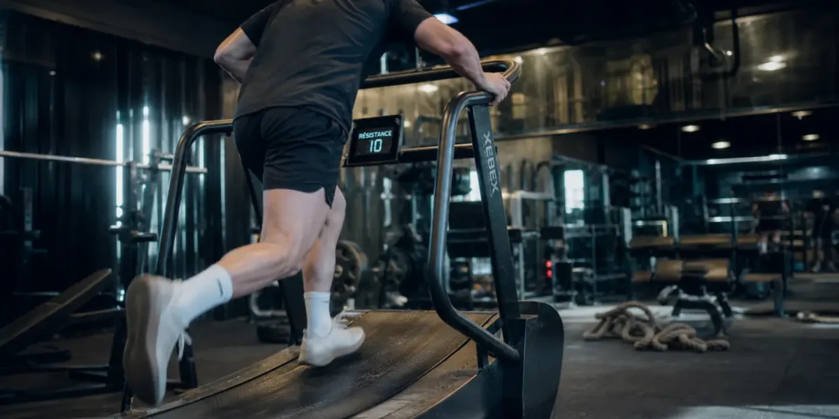 Tapis de course incurvé en salle de sport, résistance 10
